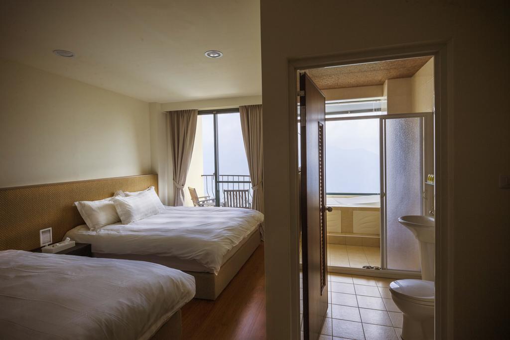 Le Retour Du Printemps Villa Renai Habitación foto